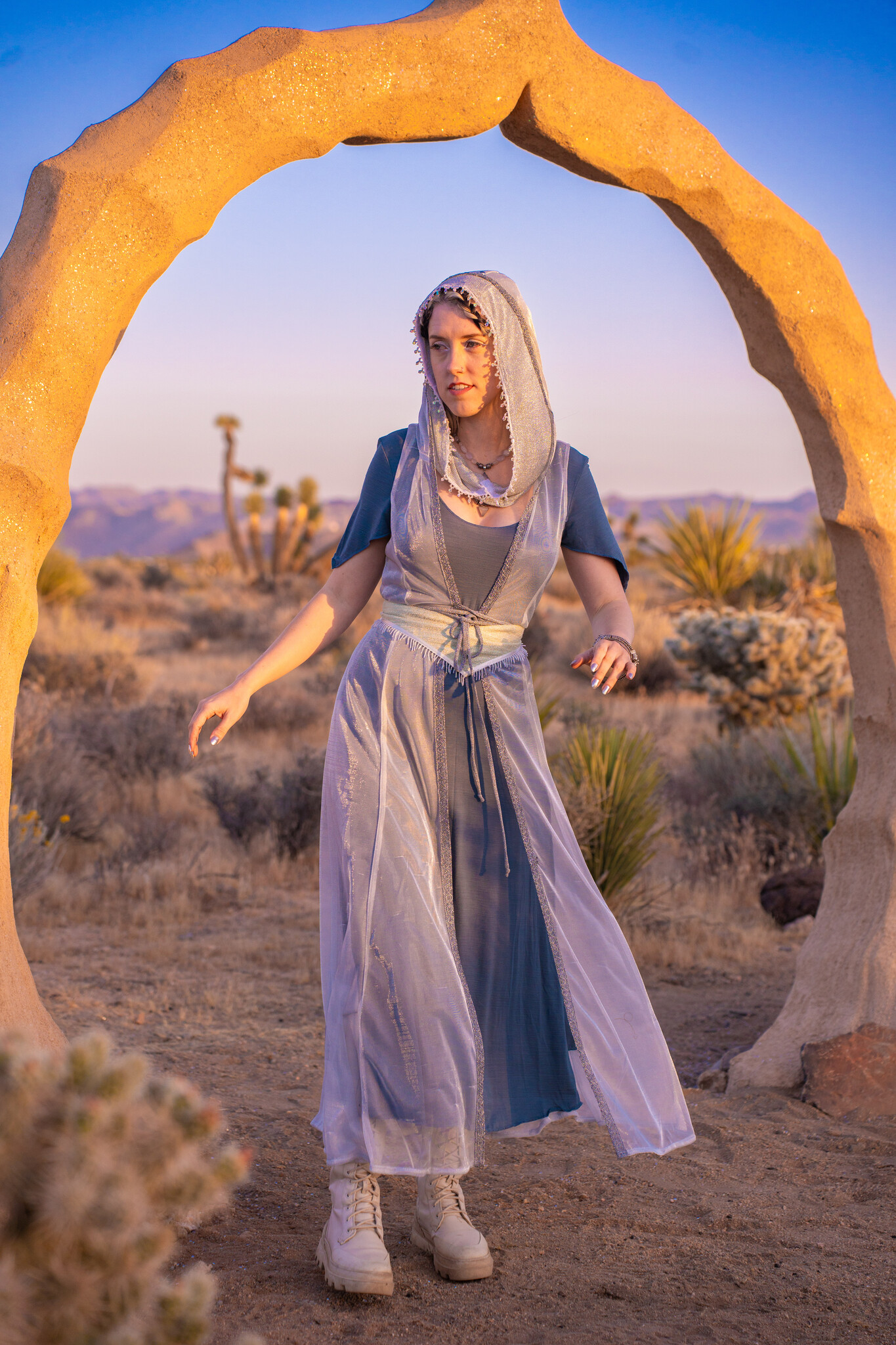 Sorceress Duster : LightWeight MoonStone