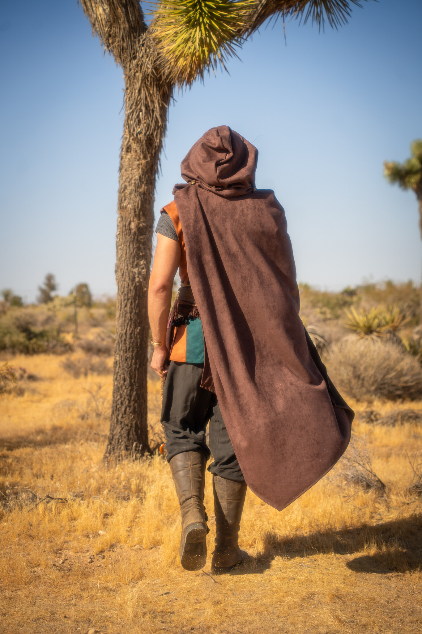 Convertible Cape : Techno Suede Brown