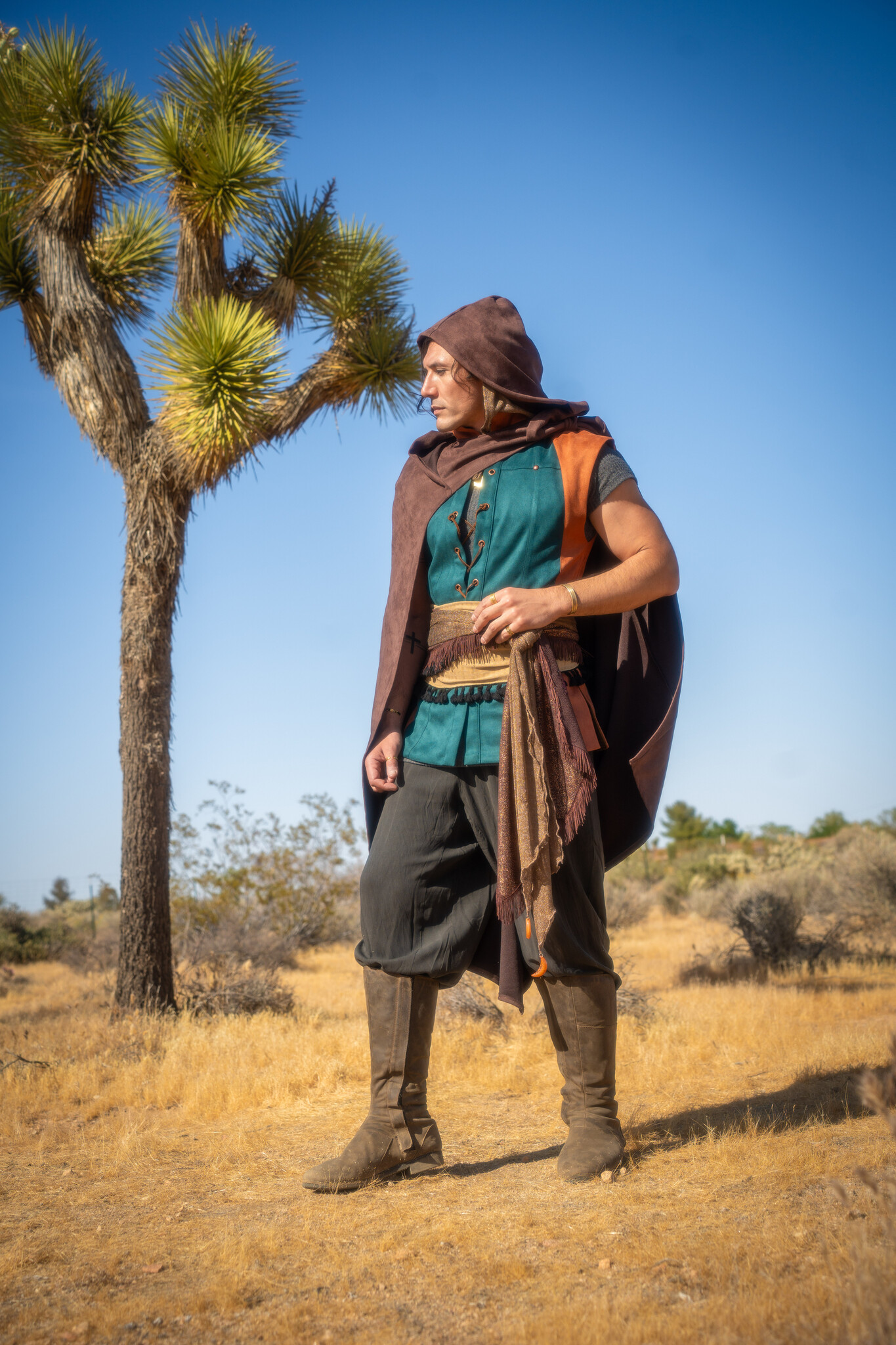 Convertible Cape : Techno Suede Brown
