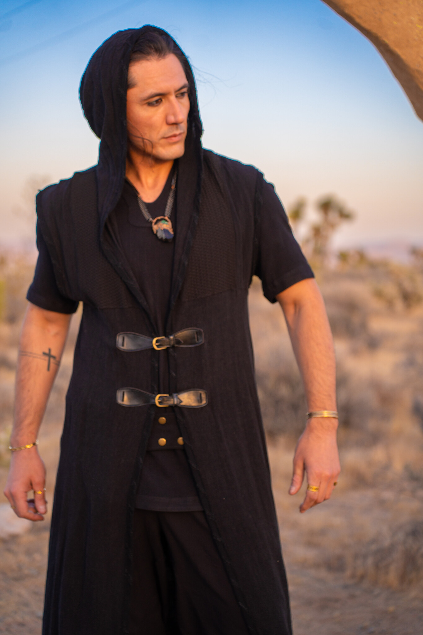 Druid Duster : Midnight Contrast