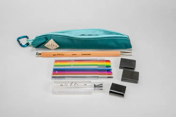 With With Lead Drawing Sets