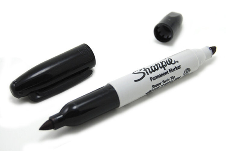 PRISMACOLOR Sharpie Twin Tip Permanent Marker