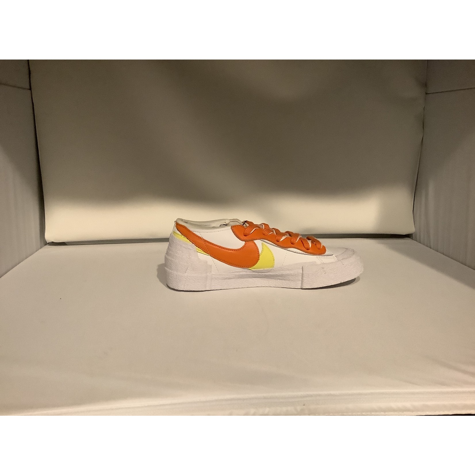 Sacai Blazer Low White Magma Orange