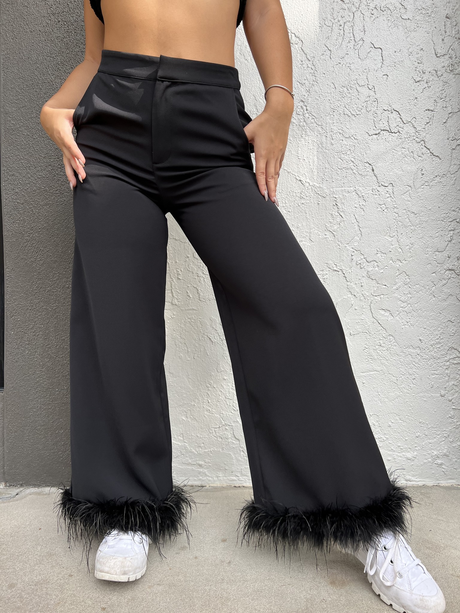 overdue flair ♥ PINSTRIPED SEMI BOOTCUT PANTS /追跡付 Cross The Line V-Waist Bootcut Pants | Windsor