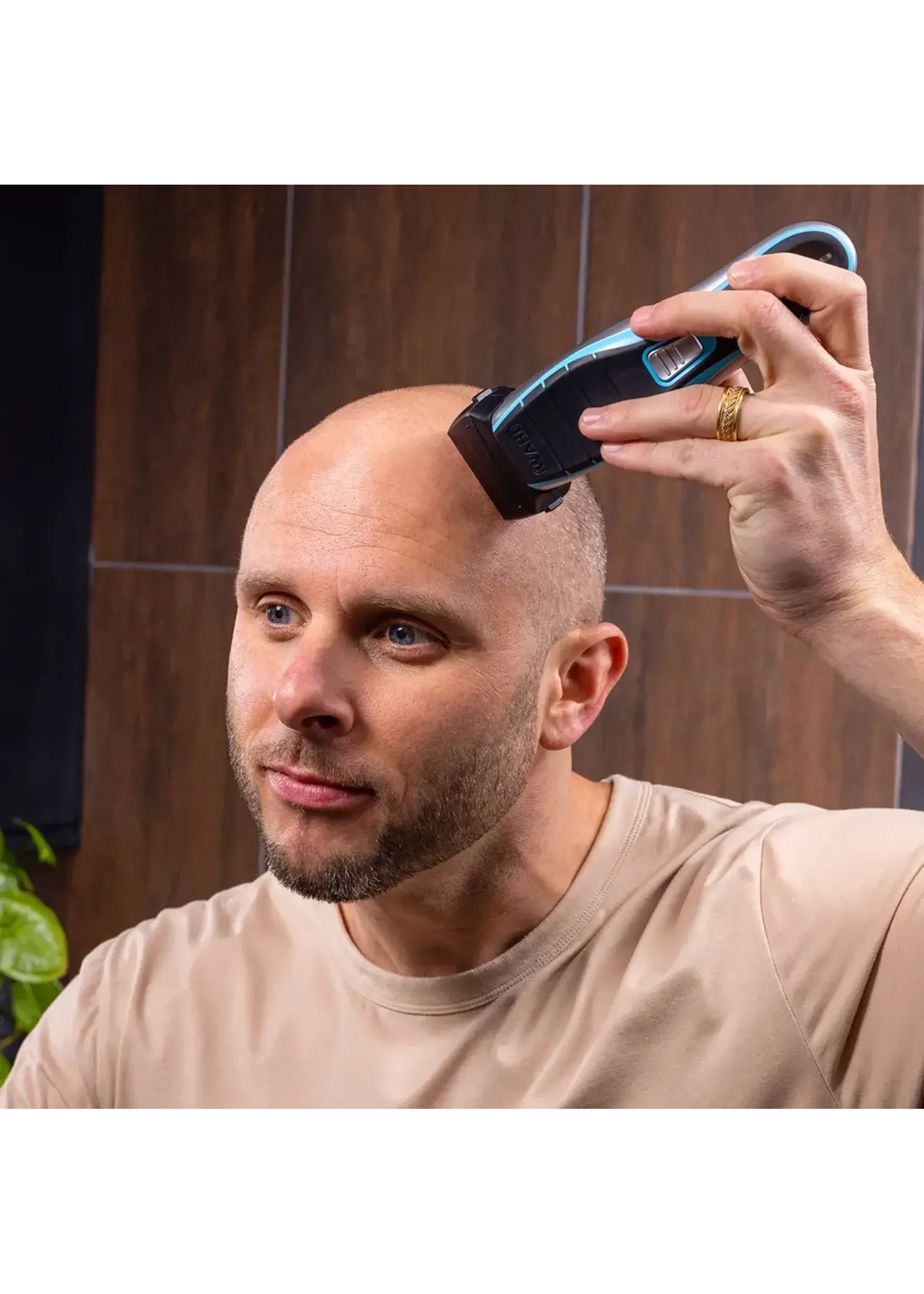 Wahl Clip & Smooth Clipper & Shaver - EV Hair and Beauty