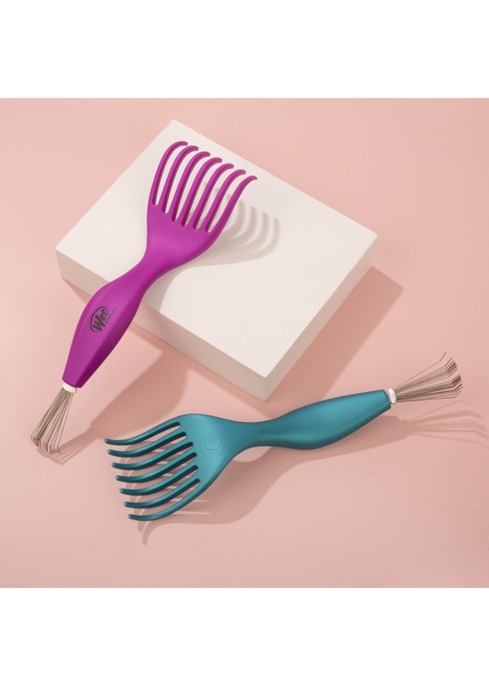 WetBrush WetBrush Pro Brush Cleaner Tool Teal
