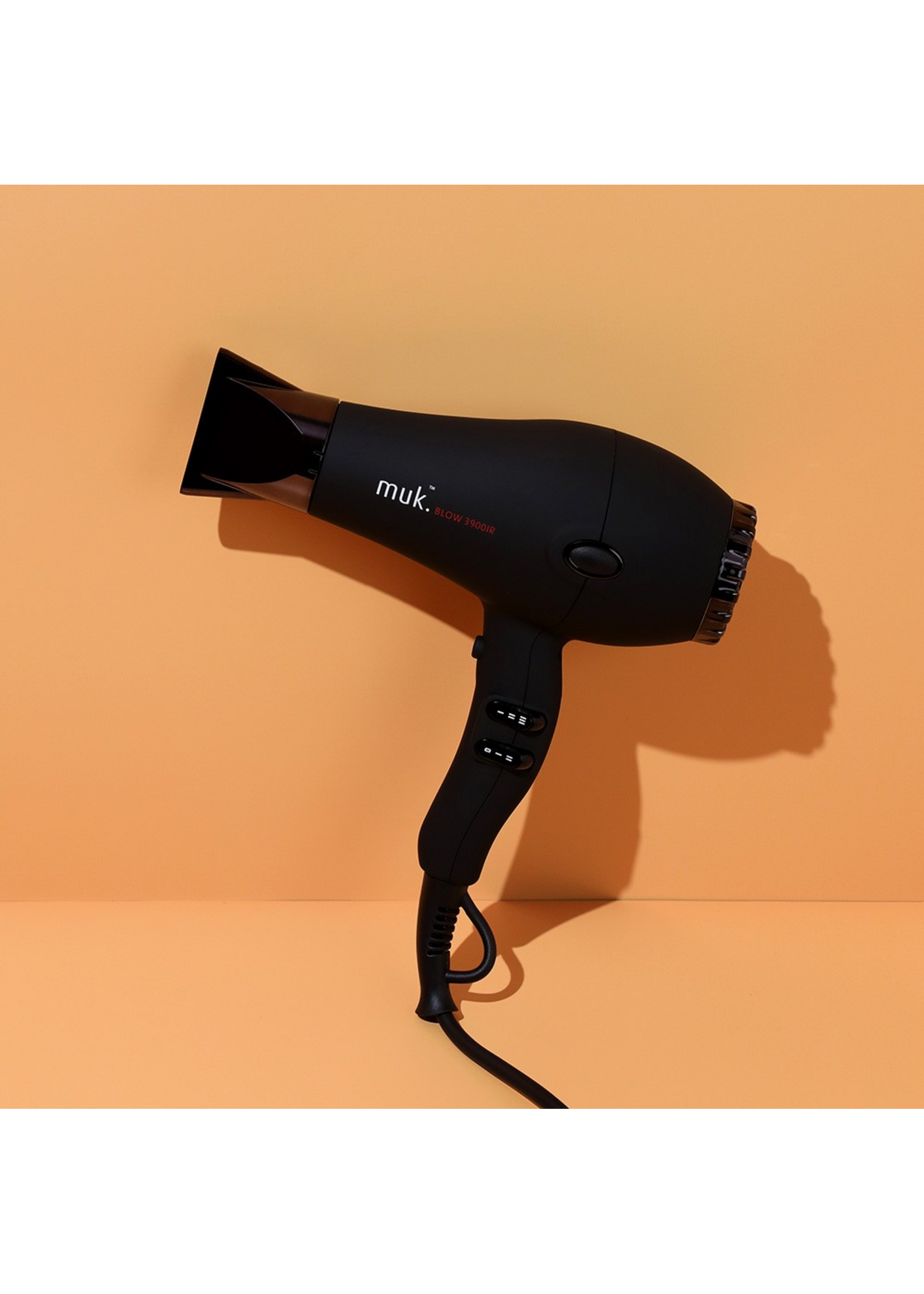 Muk Muk Blow 3900IR Dryer Matte Black