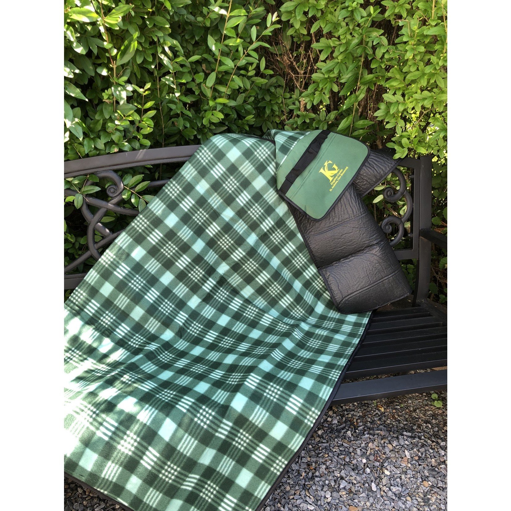 Kingsbrae Garden Picnic Blanket  - Green.