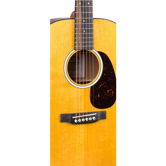 Martin 000JR-10E Shawn Mendes Signature Acoustic Guitar, Satin Finish, Sitka Spruce Top, Sapele B/S, w/Gigbag