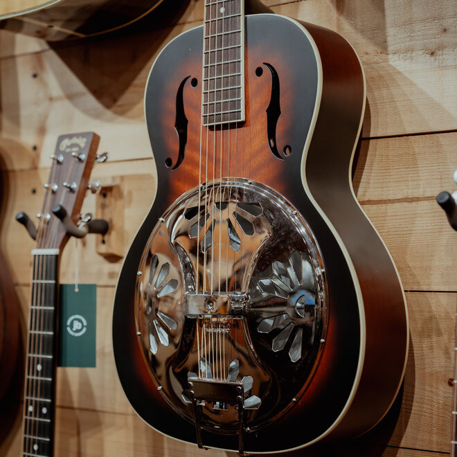 Gretsch G9220 Bobtail Round-Neck Acoustic-Electric Resonator w/Case