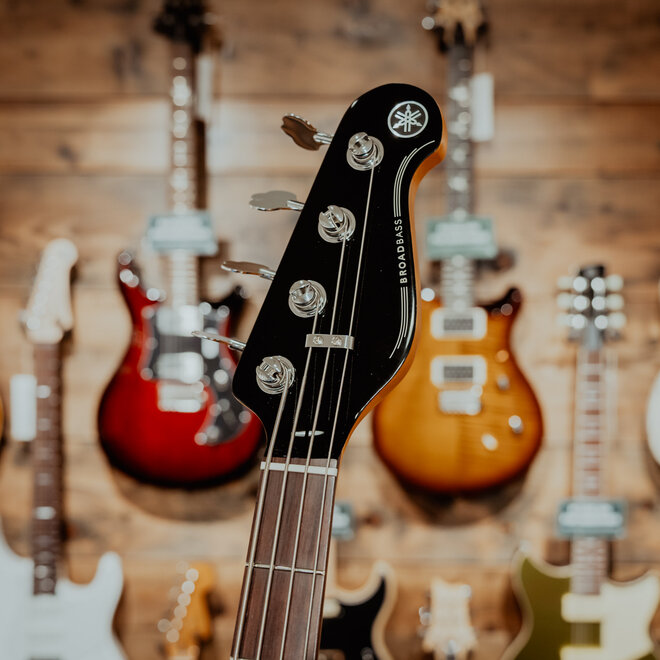 Yamaha BBP34II BB Pro Series Bass Guitar, 4-String, Moonlight Blue, w/Hardshell Case