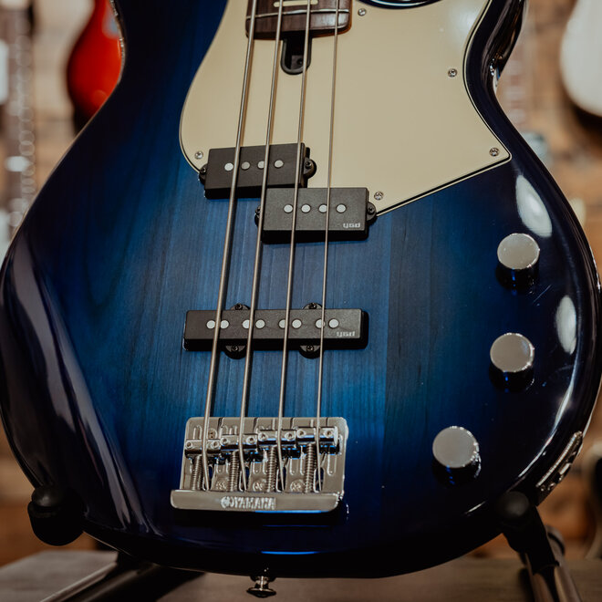 Yamaha BBP34II BB Pro Series Bass Guitar, 4-String, Moonlight Blue, w/Hardshell Case