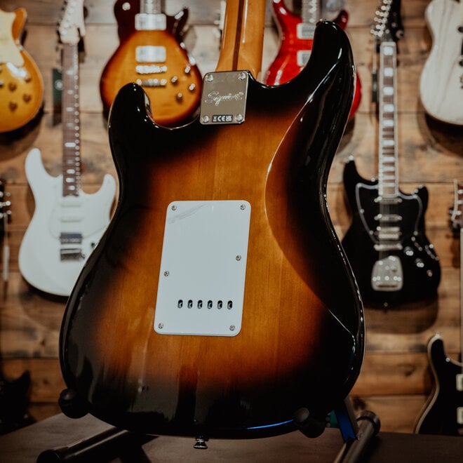 Squier Classic Vibe '50s Stratocaster, Maple Fingerboard, 2-Color Sunburst