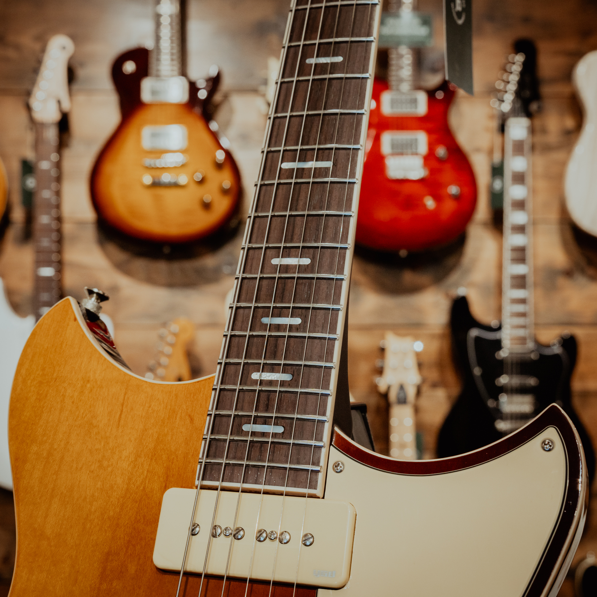 Yamaha RSS02T Standard Revstar II Electric, Sunset Burst w