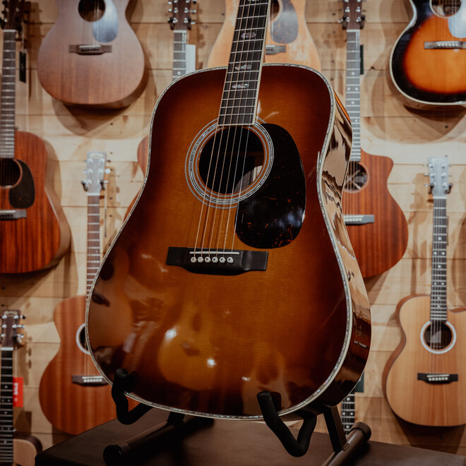 Martin D-41 Dreadnought Acoustic Guitar, Spruce/Rosewood, Ambertone Finish, w/Hardshell Case