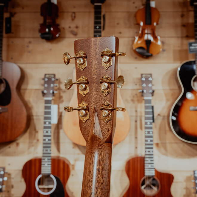 Martin D-41 Dreadnought Acoustic Guitar, Solid Spruce/Solid Rosewood, Ambertone Finish, w/Hardshell Case