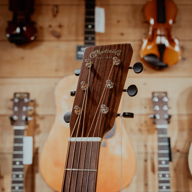 Martin D-15M Dreadnought Acoustic Guitar, All Solid Mahogany, w/Gigbag