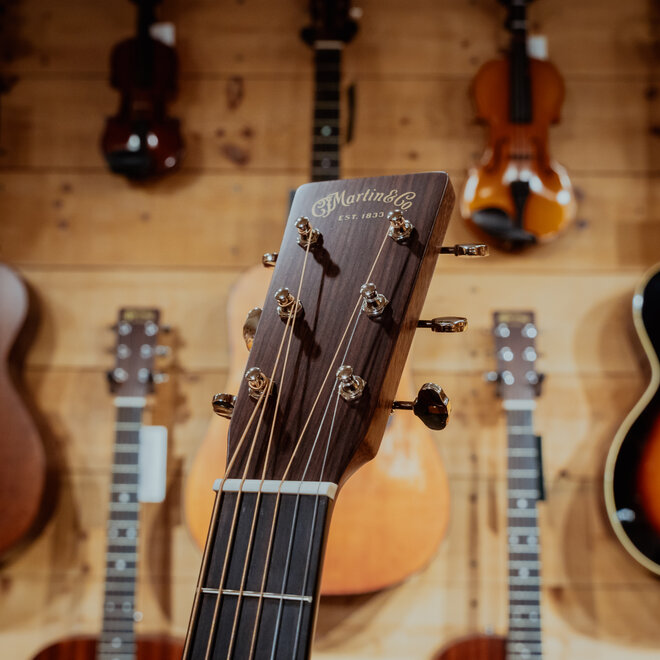 Martin 000-18 Auditorium Acoustic Guitar, Spruce/Mahogany, w/Hardshell Case