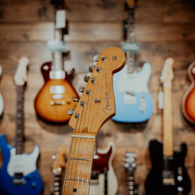 Fender JB Custom Road Worn '50s Stratocaster, Maple Fingerboard, Black