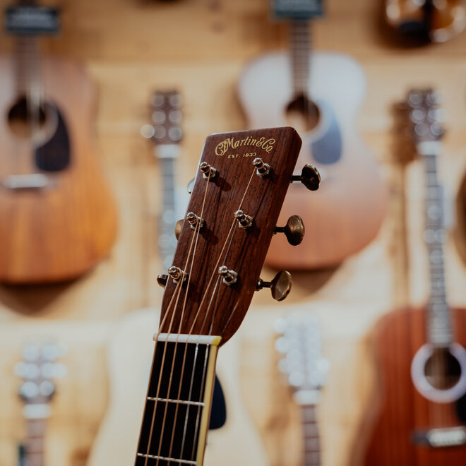 Martin 000-42EC Eric Clapton Signature 30th Anniversary Acoustic Guitar, Solid Spruce/Solid Guatemalan Rosewood, w/Hardshell Case
