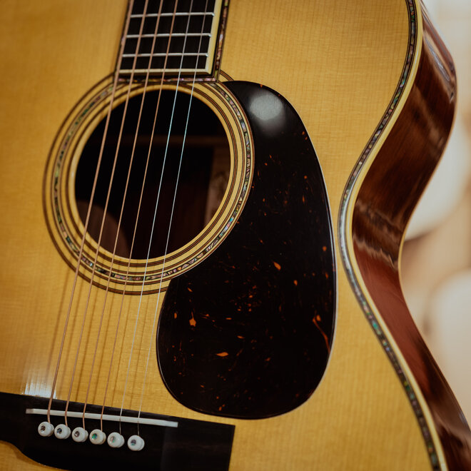 Martin 000-42EC Eric Clapton Signature 30th Anniversary Acoustic Guitar, Solid Spruce/Solid Guatemalan Rosewood, w/Hardshell Case