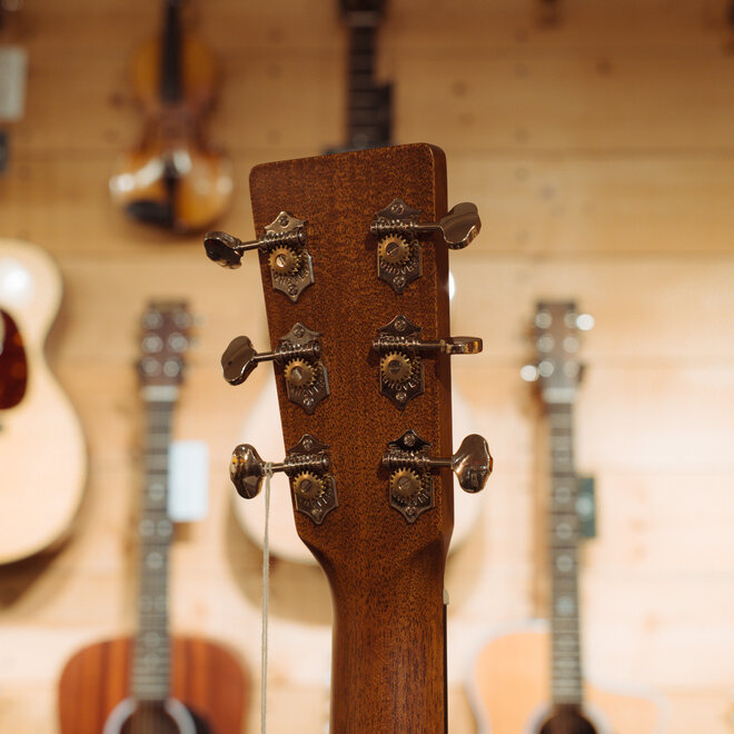 Martin D-18 Satin Dreadnought Acoustic Guitar, Solid Spruce/Solid Mahogany, w/Hardshell Case