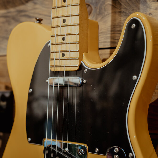 Fender Player II Telecaster Bigsby Electric, Butterscotch w/Tweed Case
