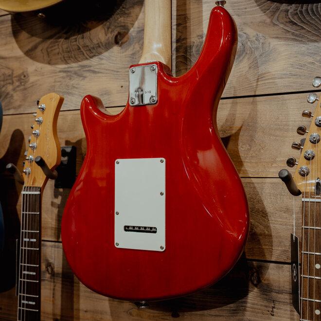 Peavey Predator Plus Electric, Transparent Red w/Gigbag