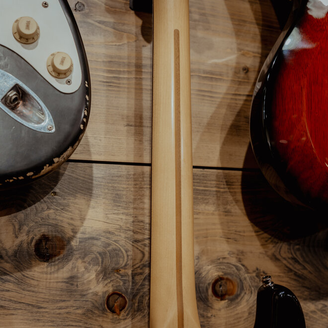 1999 Fender American Standard Stratocaster, Sunburst w/Case