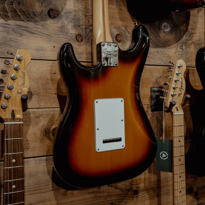 1999 Fender American Standard Stratocaster, Sunburst w/Case