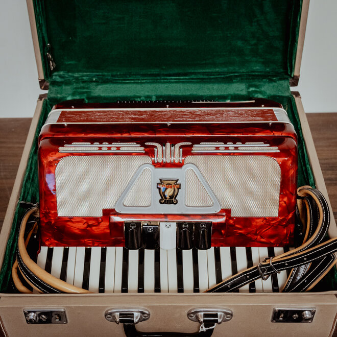 Parrot 48 Bass Accordion