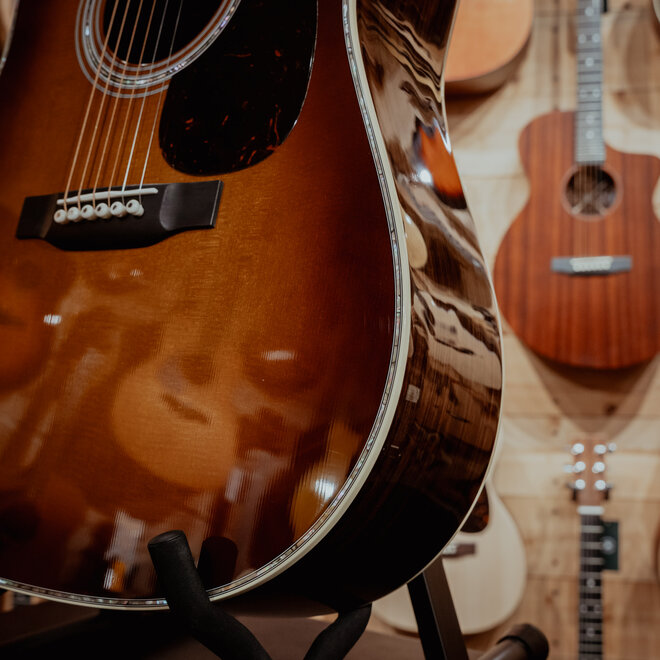 Martin D-41 Dreadnought Acoustic Guitar, Solid Spruce/Solid Rosewood, Ambertone Finish, w/Hardshell Case
