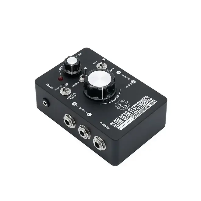Slow Gear Electronics Pedalboard Headphone Amplifier