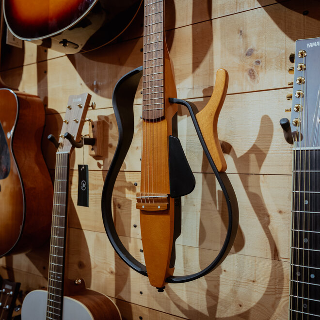 Yamaha SLG-100S Silent Guitar w/Gigbag