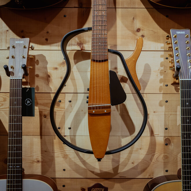 Yamaha SLG-100S Silent Guitar w/Gigbag