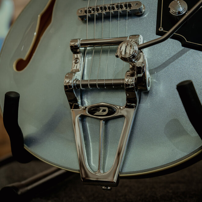 Duesenberg Starplayer TV Semi-Hollowbody Electric Guitar, Catalina Avalon Blue, w/Case