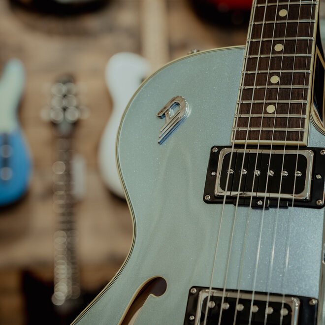 Duesenberg Starplayer TV Semi-Hollowbody Electric Guitar, Catalina Avalon Blue, w/Case