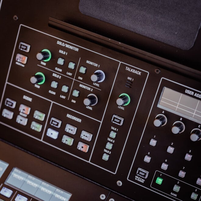 Roland M-5000 Digital Mixing Console w/S-1608 Stage Unit & S-2416 Stage Unit