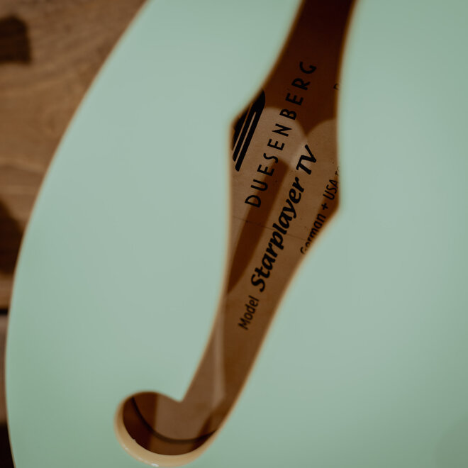 Duesenberg Starplayer TV Semi-Hollowbody Electric Guitar, Surf Green, w/Hardshell Case