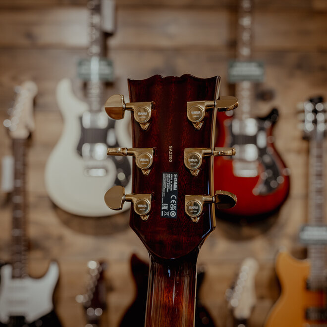 Yamaha SA2200 Semi-Hollowbody Electric Guitar, Violin Sunburst w/Deluxe Hardshell Case