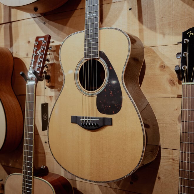 Yamaha LS36 ARE II Folk Acoustic Guitar, Solid Engelmann Spruce/Solid Indian Rosewood, w/Hardshell Case