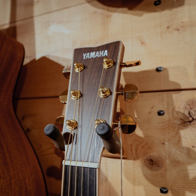 Yamaha LS36 ARE II Folk Acoustic Guitar, Solid Engelmann Spruce/Solid Indian Rosewood, w/Hardshell Case