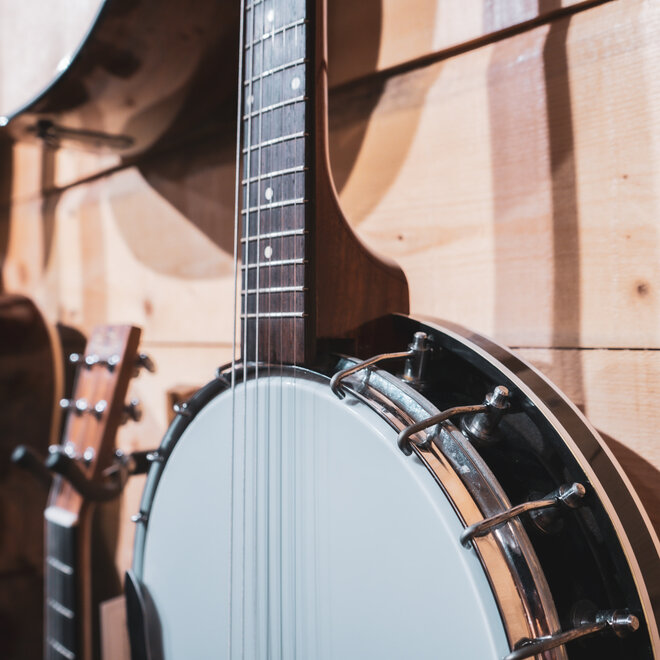 1970s Eko 6 String Banjo w/Case