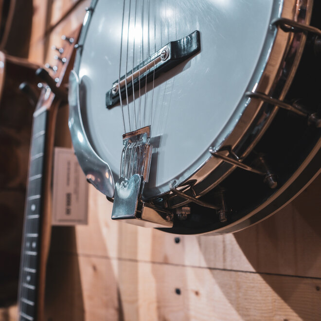 1970s Eko 6 String Banjo w/Case