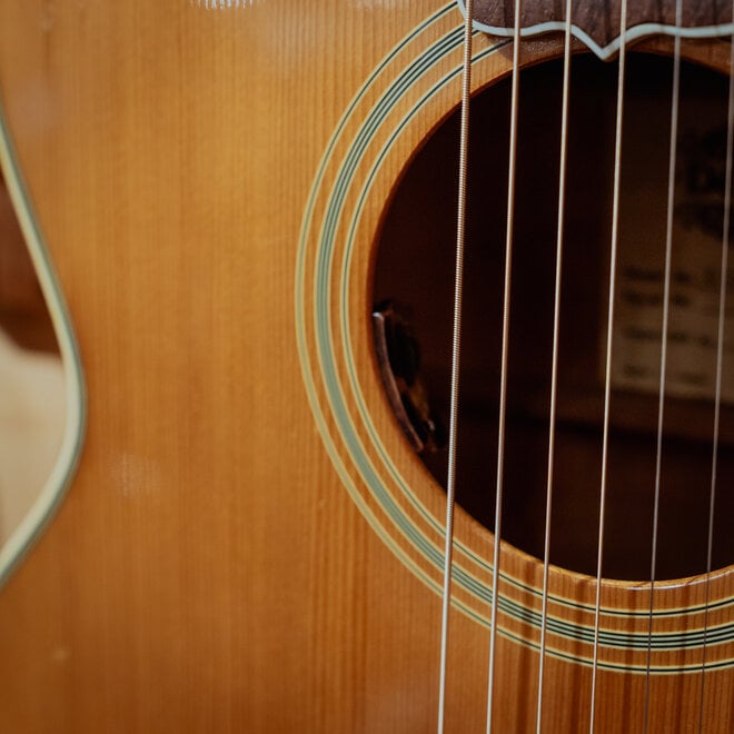 El Degas G B29 Super Jumbo Acoustic Guitar, Natural w/Case