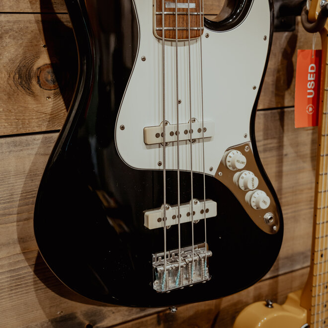 1982 Fender Jazz Bass, Black w/Original Tweed Case