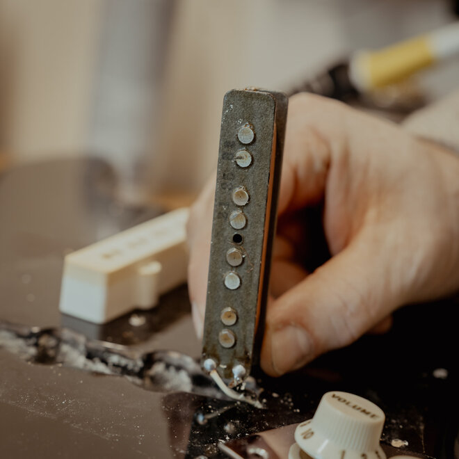 1982 Fender Jazz Bass, Black w/Original Tweed Case