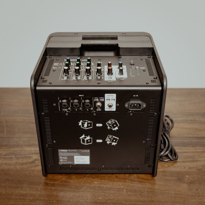 Yamaha Stagepas 200 Portable PA System