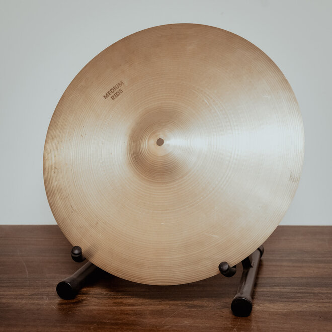 Zildjian 18" Medium Ride, 1980's (1668g)