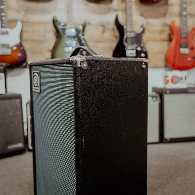 Ampeg SVT-210AV 2x10" 200W Bass Cabinet, 8 Ohm